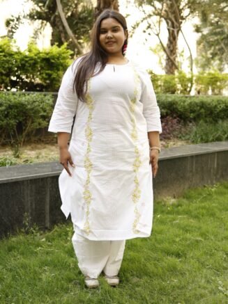 Noori Kurta